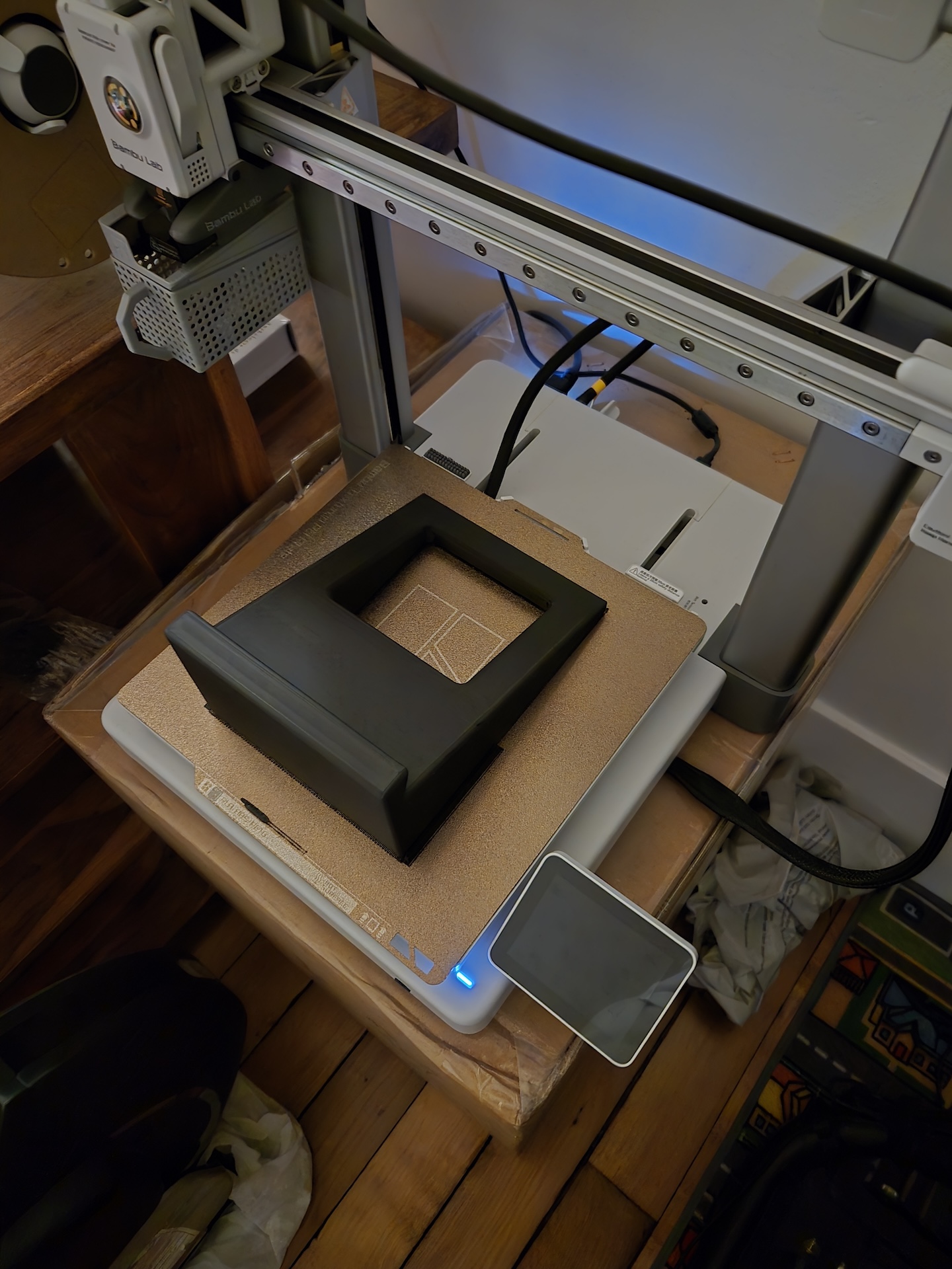 3D printing the vinyl display holder